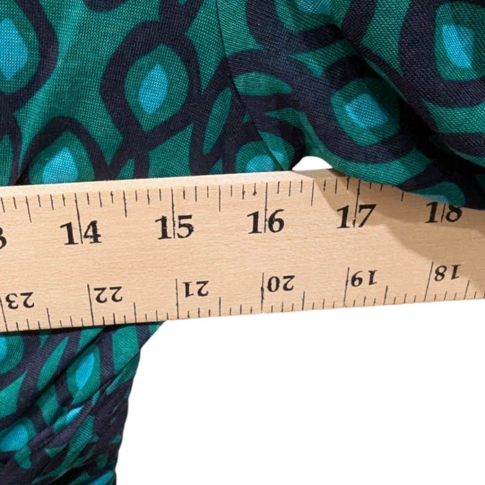 Boden Chelsea Faux Wrap Green Geometric Print Faux Wrap Dress (6L) - Picture 6 of 9